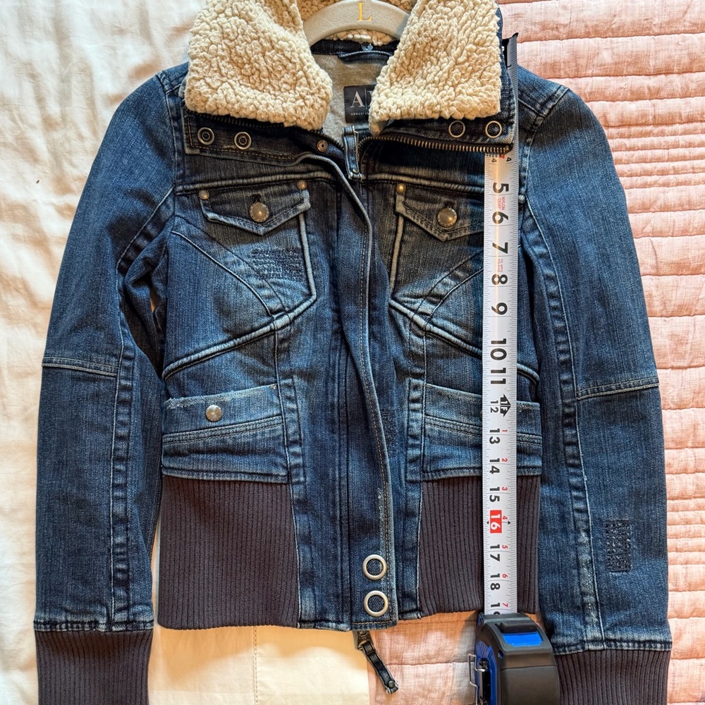 Armani Exchange - Women's Blue Denim Jacket with Sherpa Collar - XS - Picture 3 of 7